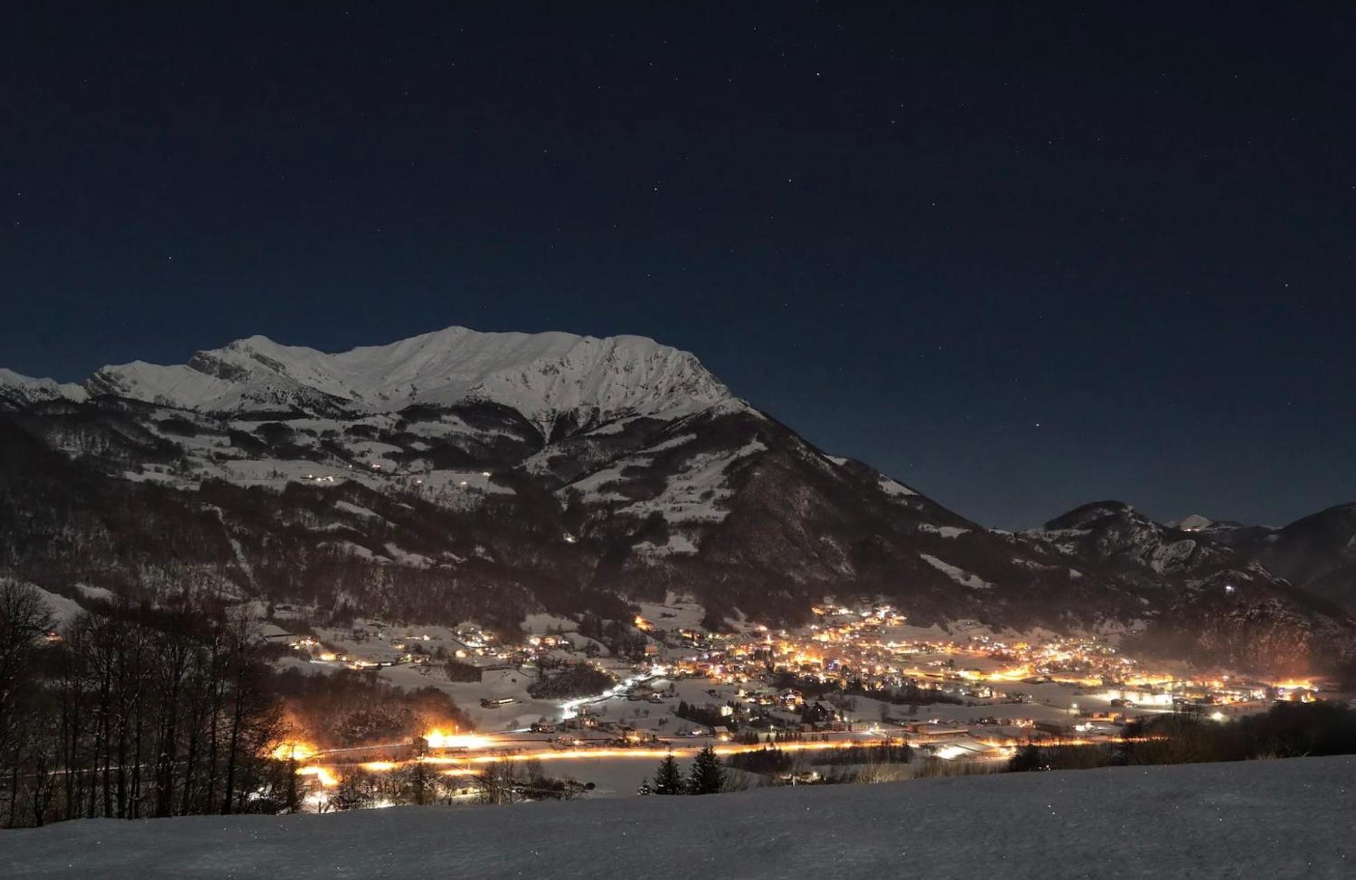 Appartamento Vista Grigna, Natura,Sport E Relax Primaluna 外观 照片